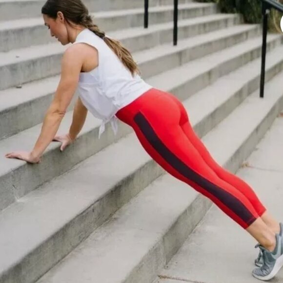 ZYIA Womens Red Royalty Crop Length LEGGINGS, Size 8-10, Striped - Picture 2 of 14